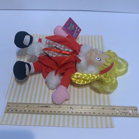 Cindy Lou Who Doll from Grinch stold Christmas by Universal - Picture 6 of 15